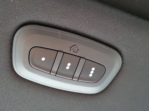 Used 2021 Jeep Cherokee Latitude Lux 80th Anniv w/ Quick Order Package 26U 80TH image 25