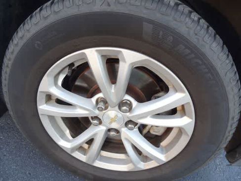 Used 2016 Chevrolet Equinox LT w/ Convenience Package image 17