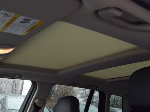 Used 2015 Mercedes-Benz GLK 350 4MATIC image 29