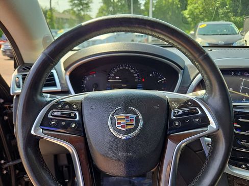 Used 2014 Cadillac SRX Luxury w/ Driver Awareness Package AWD/4WD image 21