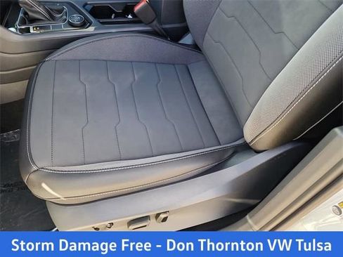 New 2026 Volkswagen Taos SE AWD/4WD image 14