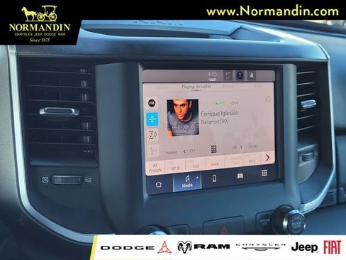 Used 2024 RAM 2500 Big Horn w/ Protection Group AWD/4WD image 9