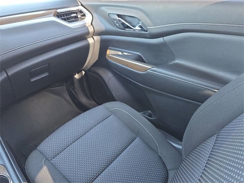 Used 2021 GMC Acadia SLE w/ Driver Convenience Package image 15