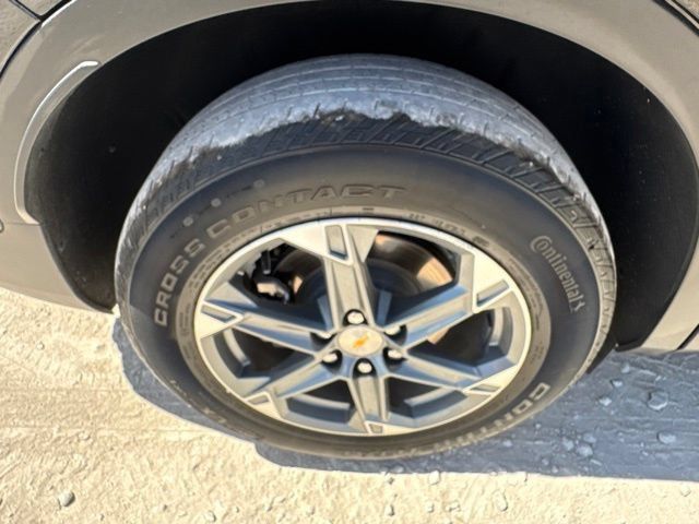 Used 2025 Chevrolet Blazer LT FWD image 21
