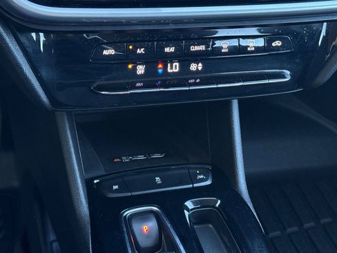 Certified 2023 Chevrolet Bolt EUV LT image 23