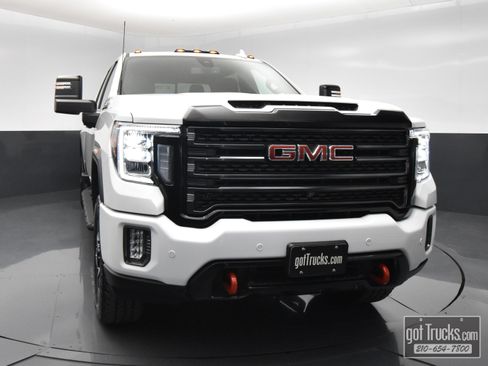Used 2022 GMC Sierra 2500 AT4 w/ AT4 Preferred Package AWD/4WD image 49