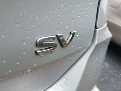 Used 2019 Nissan Rogue SV FWD image 7