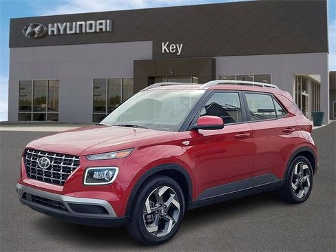 Certified 2022 Hyundai Venue Limited image 6