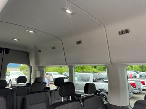 Used 2024 Ford Transit 350 XLT RWD image 39