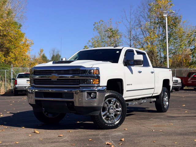 Used 2019 Chevrolet Silverado 2500 LTZ w/ Duramax Plus Package AWD/4WD image 2