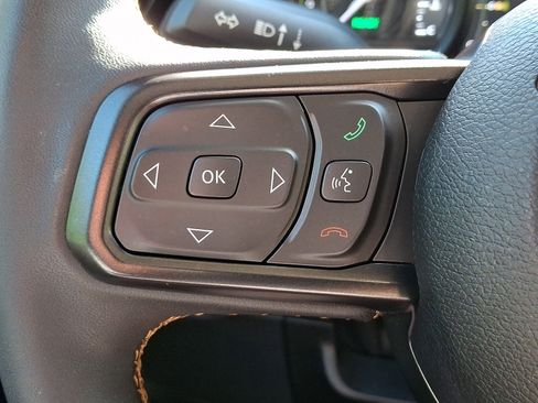Certified 2024 Jeep Wrangler Unlimited w/ Convenience Group AWD/4WD image 20