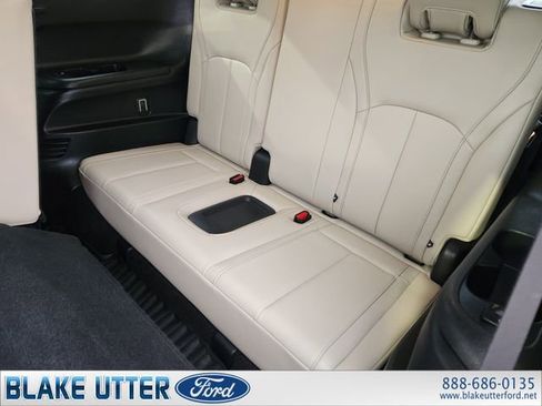 Used 2022 INFINITI QX60 Sensory w/ Cargo Package image 30