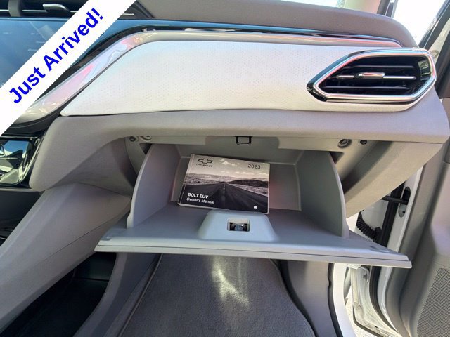 Used 2023 Chevrolet Bolt EUV Premier FWD image 24