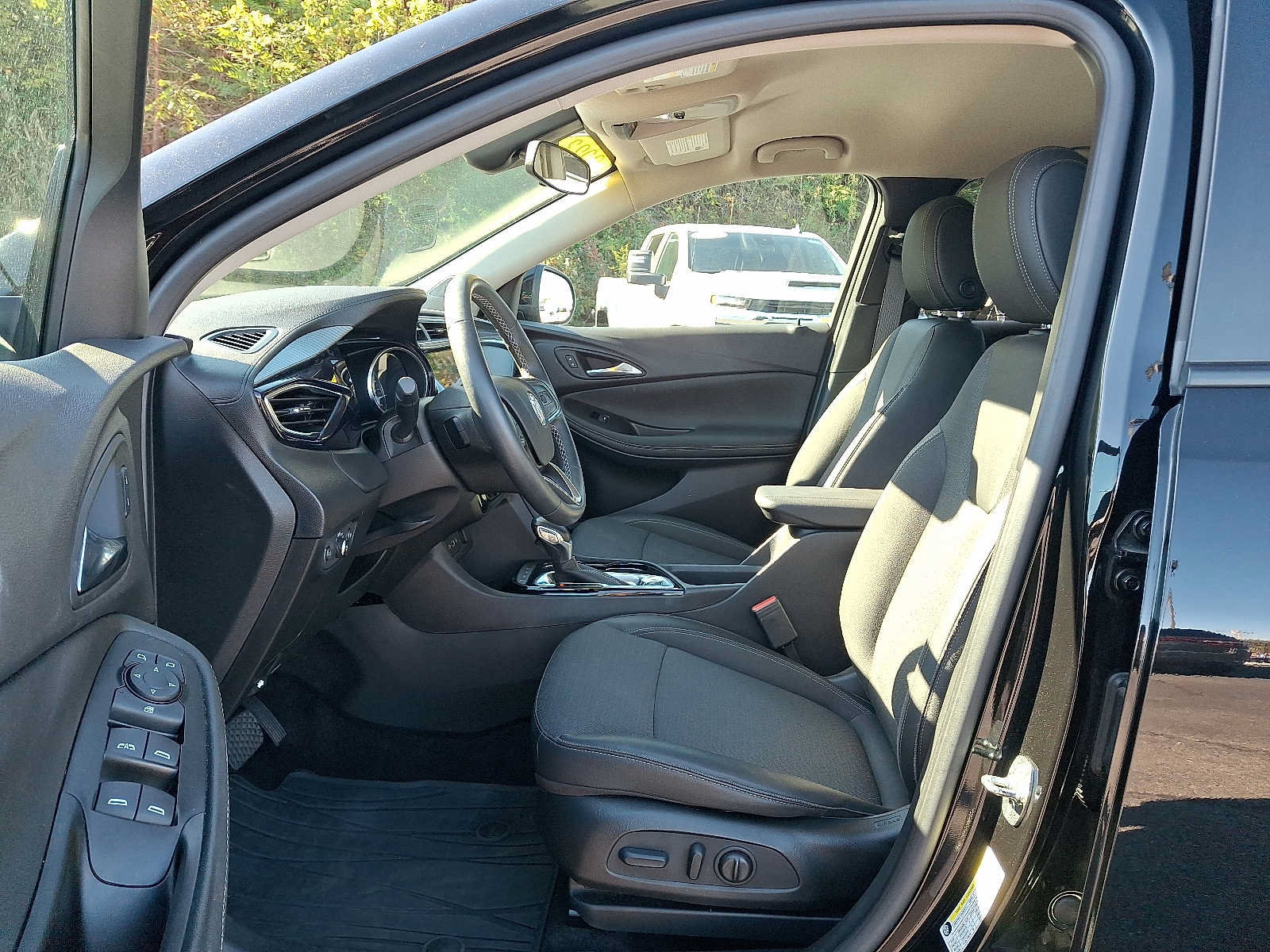 Used 2023 Buick Encore GX Preferred w/ Cold Weather Comfort Package AWD/4WD image 14