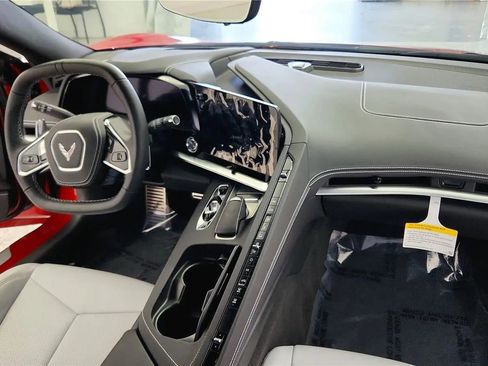 Used 2025 Chevrolet Corvette Stingray Coupe w/ 1LT image 20