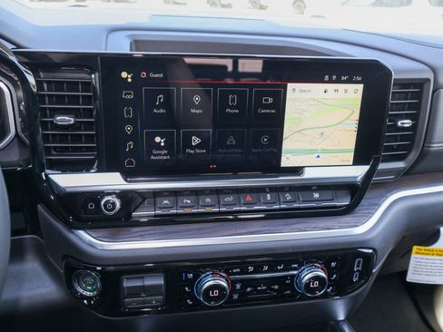 New 2026 GMC Sierra 1500 SLT image 14