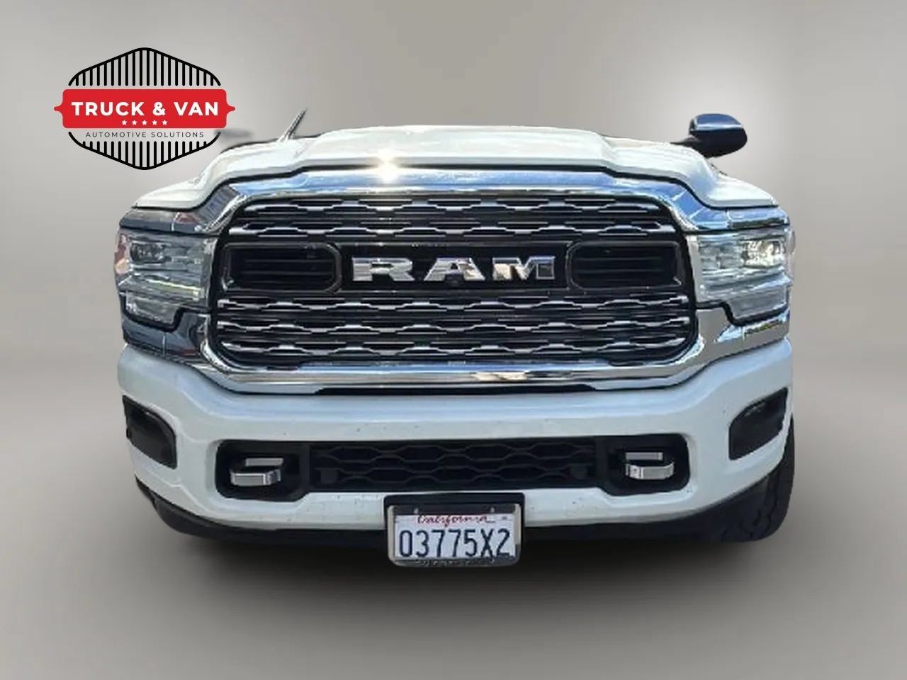Used 2021 RAM 3500 Limited AWD/4WD image 2
