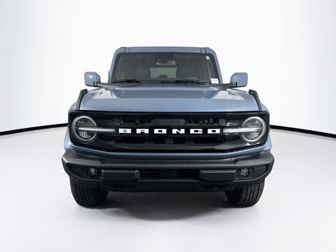 Used 2024 Ford Bronco Outer Banks AWD/4WD image 3