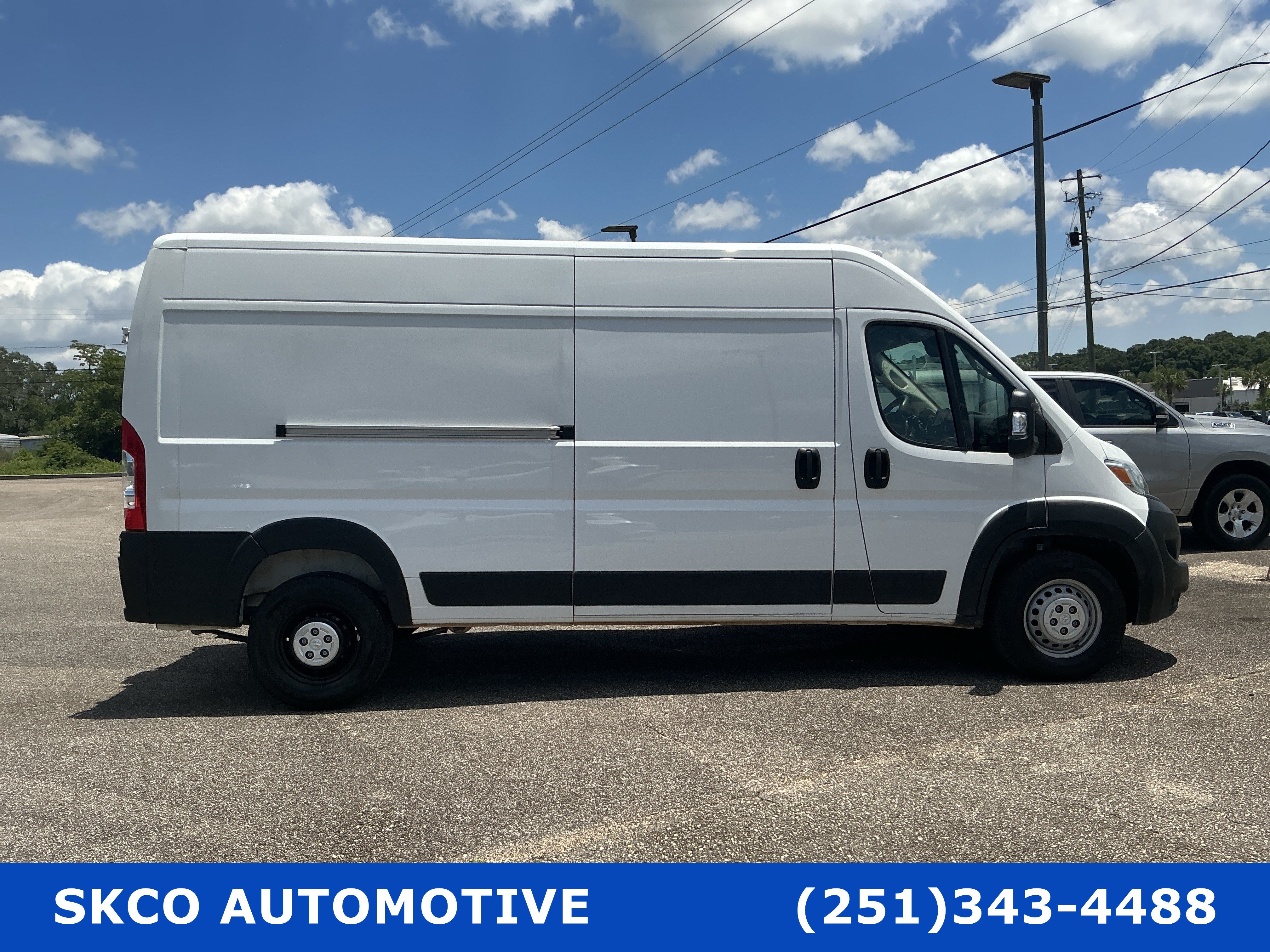 Used 2024 RAM ProMaster 2500 w/ Convenience Group FWD image 6
