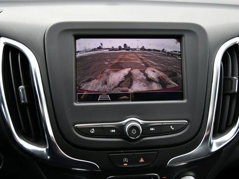 Used 2024 Chevrolet Equinox LT AWD/4WD image 25