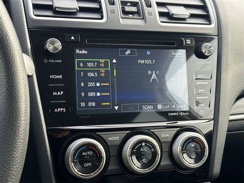 Used 2018 Subaru Forester 2.5i Touring image 40