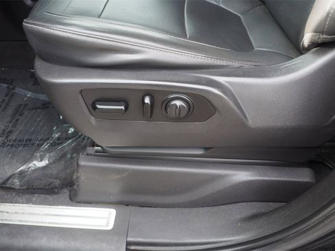 Used 2021 Chevrolet Silverado 2500 LTZ w/ LTZ Plus Package image 16