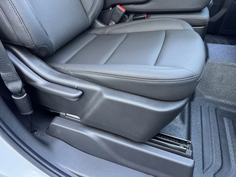 New 2026 Chevrolet Silverado 1500 W/T w/ WT Safety Package image 19