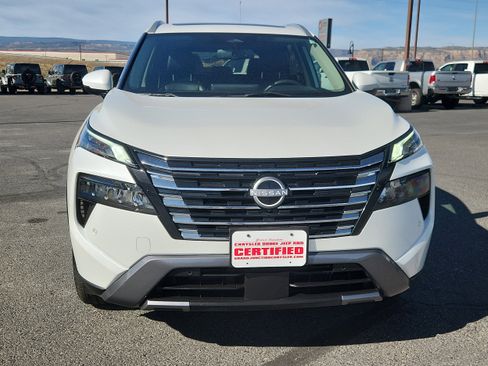 Used 2024 Nissan Rogue SL w/ SL Premium Package AWD/4WD image 7