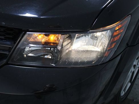 Used 2018 Dodge Journey GT FWD image 49