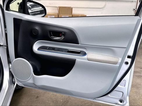 Used 2013 Toyota Prius C Two FWD image 28