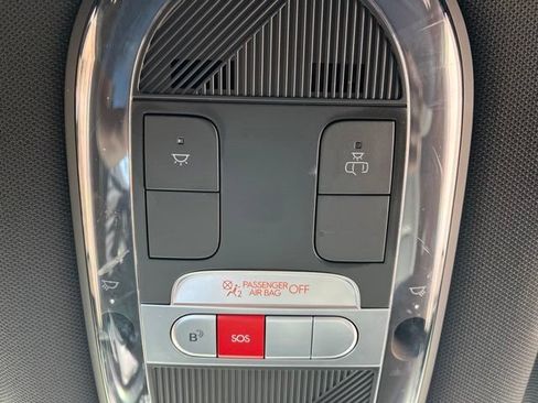Used 2024 Hyundai Ioniq 6 SEL AWD/4WD image 19