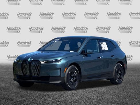 Used 2024 BMW iX xDrive50 AWD/4WD image 9