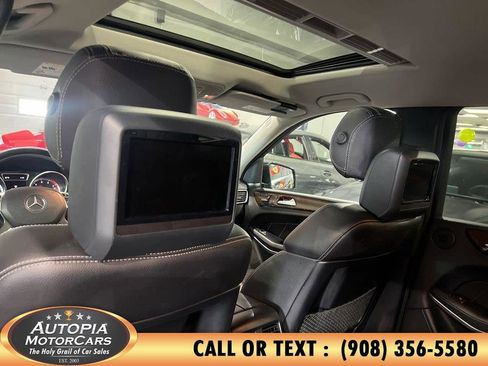 Used 2014 Mercedes-Benz GL 450 4MATIC image 21