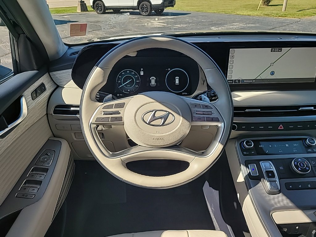 Used 2024 Hyundai Palisade Calligraphy AWD/4WD image 5