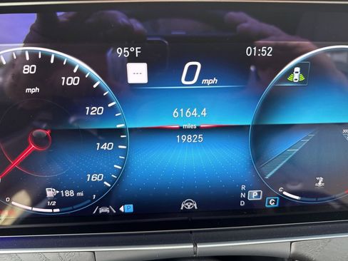 Used 2022 Mercedes-Benz E 350 Sedan image 9