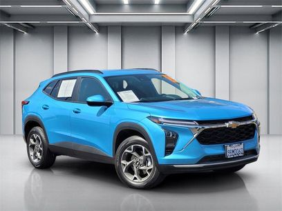 Used 2025 Chevrolet Trax LT