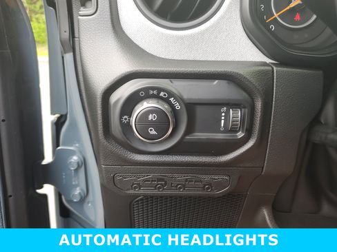 New 2025 Jeep Gladiator Sport image 22