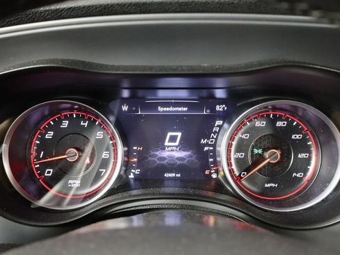 Used 2023 Dodge Charger SXT RWD image 11