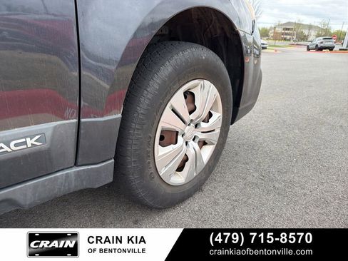 Used 2013 Subaru Outback 2.5i image 4