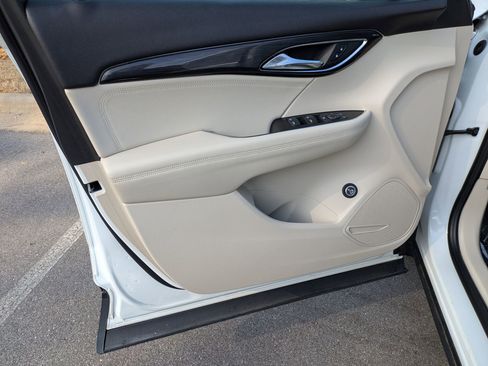 Used 2022 Buick Envision Preferred image 10