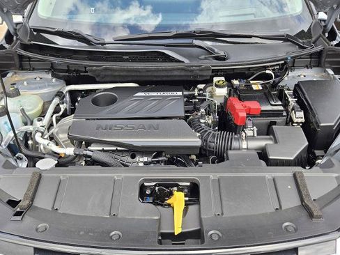 Certified 2024 Nissan Rogue Platinum w/ Platinum Premium Package image 11