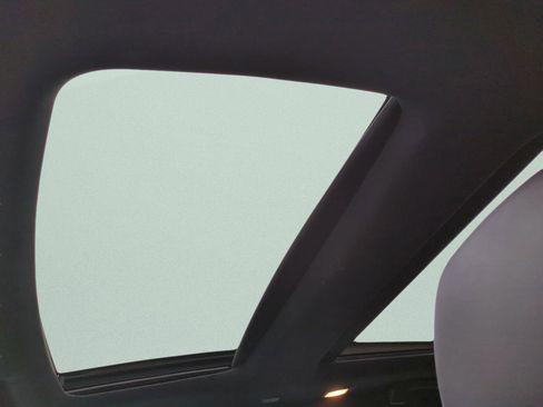 Used 2023 Nissan Maxima SR w/ Sport Mat Group image 20