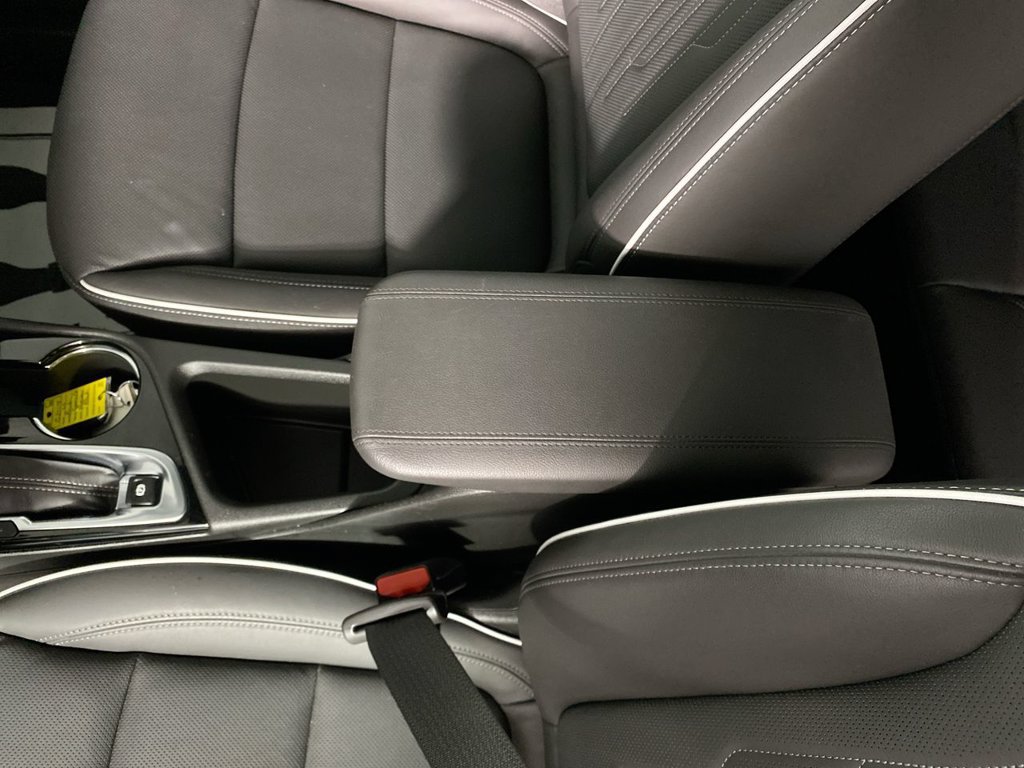 Used 2024 Buick Encore GX Avenir w/ Avenir Convenience Package FWD image 20