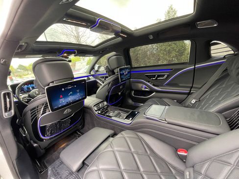 Used 2022 Mercedes-Benz Maybach S 580 4MATIC image 41