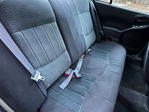 Used 2004 Pontiac Grand Am SE FWD image 20