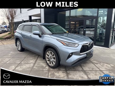 Used 2022 Toyota Highlander Limited image 1