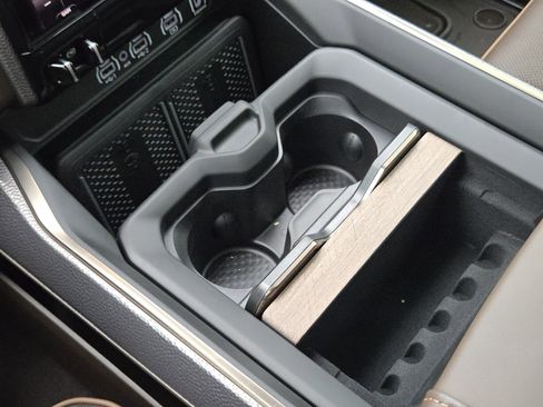 New 2026 RAM 1500 Limited image 16