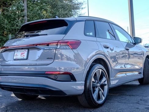 Used 2024 Audi Q4 e-tron Premium Plus image 28