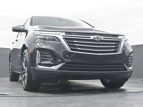 Used 2022 Chevrolet Equinox Premier FWD image 24