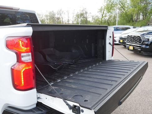 Used 2021 Chevrolet Silverado 1500 LT Trail Boss w/ Convenience Package II AWD/4WD image 18